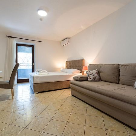 Studio Apartments Marea 2 Budva Room photo